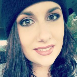 Meet your Posher, Nikki